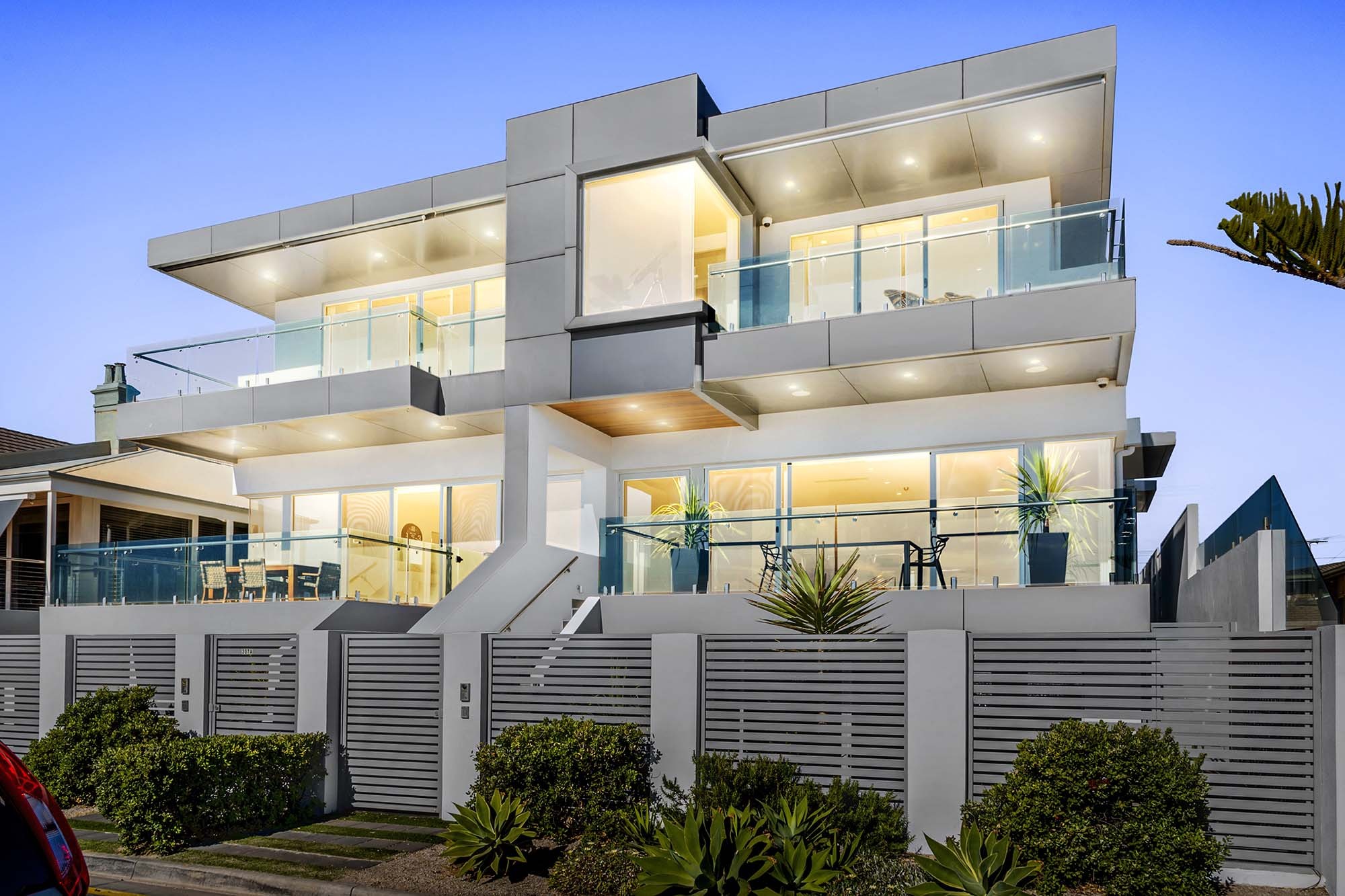 Esplanade - HENLEY BEACH ROAD